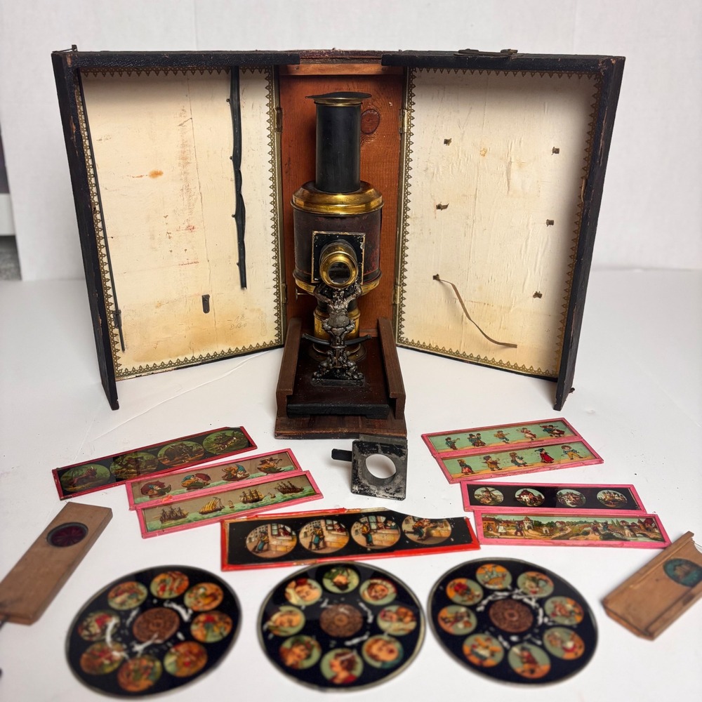 Antique Lanterna Magica Magic Lantern German Projector Set with Glass Slides Box - Picture 11 of 16